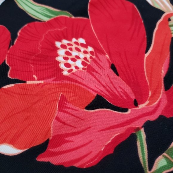 George Floral Wrap Blouse - Picture 2 of 5